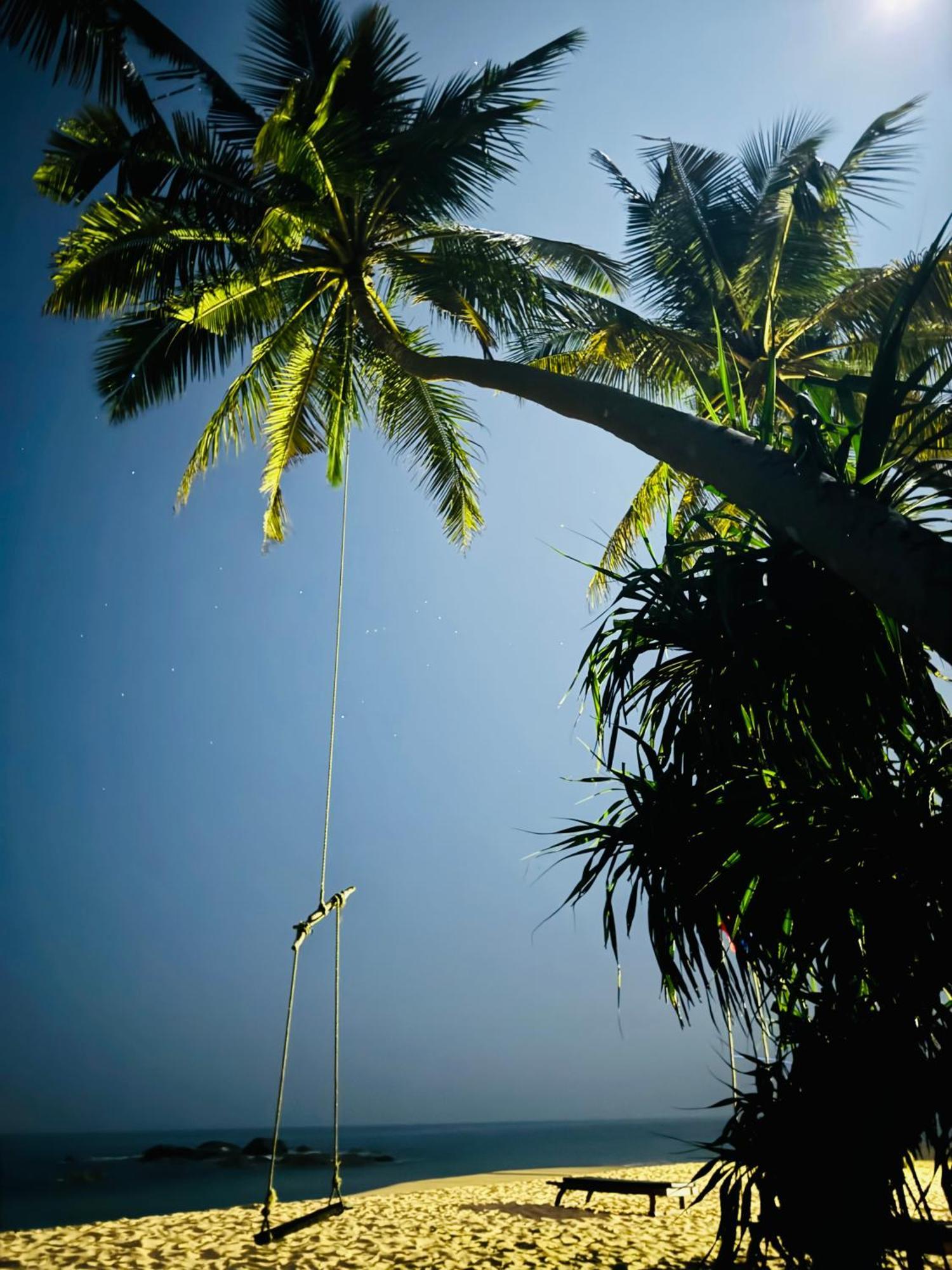 Villa La Kurumba Ambalangoda  Exteriör bild