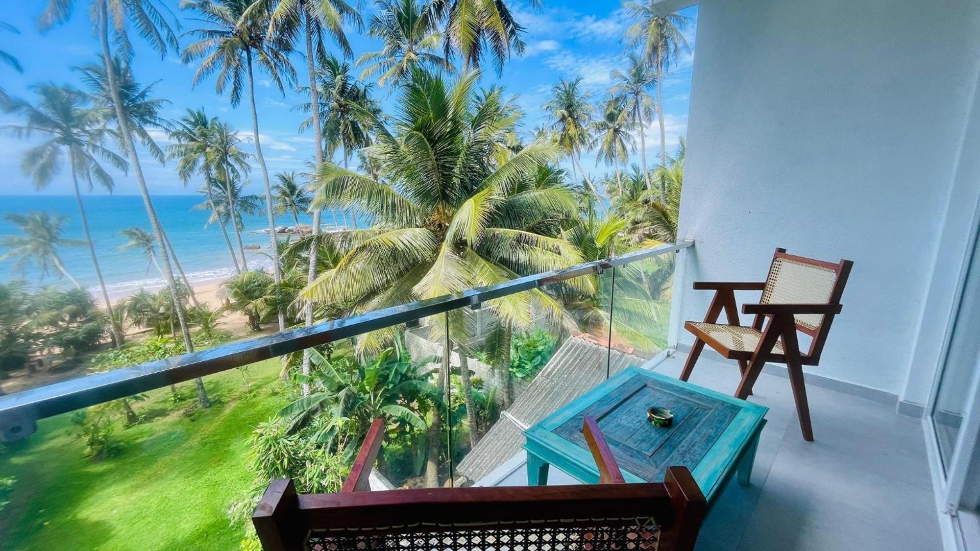 Villa La Kurumba Ambalangoda  Exteriör bild